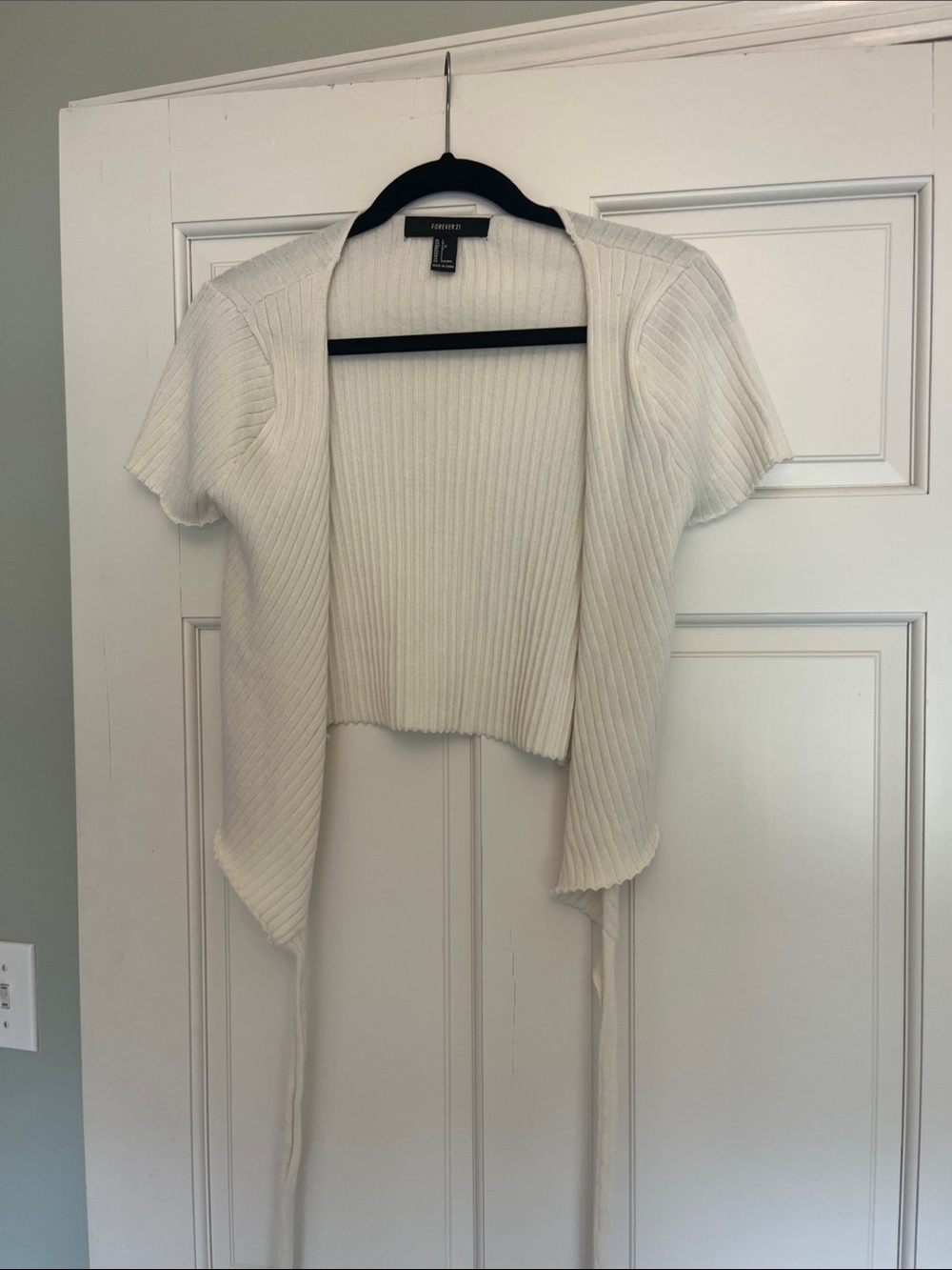 Forever 21 Cream Ribbed Short-Sleeve Tie-Front Cardigan